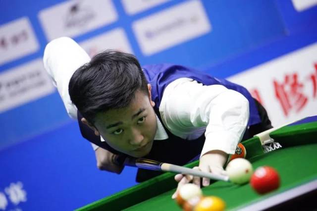 性格低调 性格低调