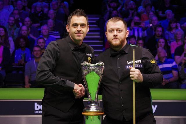 并提升持球 并提升持球